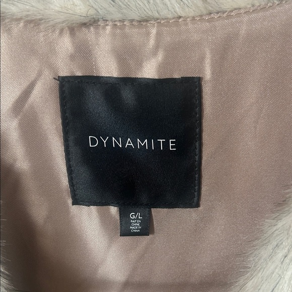 Dynamite Beige Faux Fur Vest - Picture 2 of 4